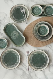 Hermia Set de desayuno de 10 piezas en crema y verde oscuro